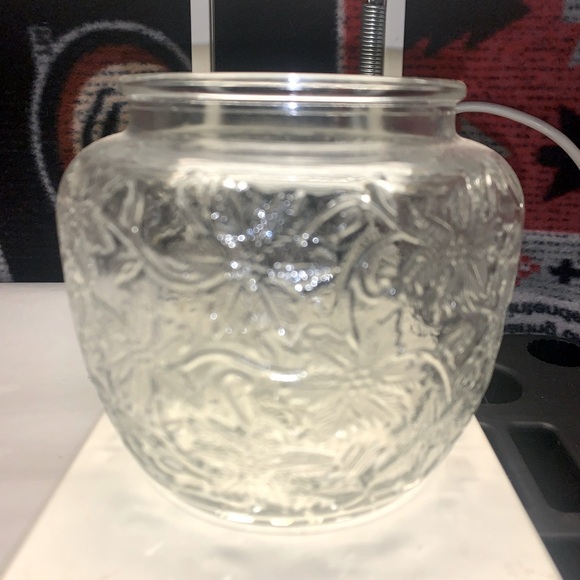 Princess House Fantasia Elegant Clear Glass Jar with Floral Design - Picture 2 of 5